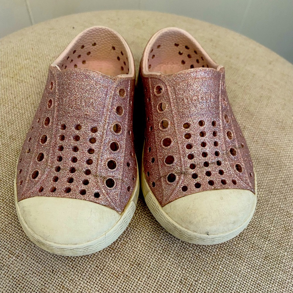 Native shoes for Girls